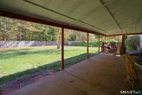 105 Dartmouth Drive East Hartford CT 06108
