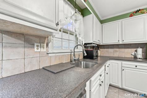 105 Dartmouth Drive East Hartford CT 06108