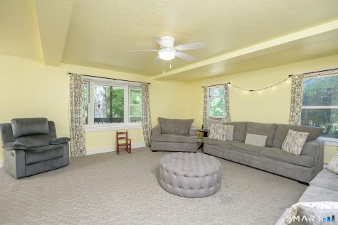 21 Duffy Road Pomfret CT 06259