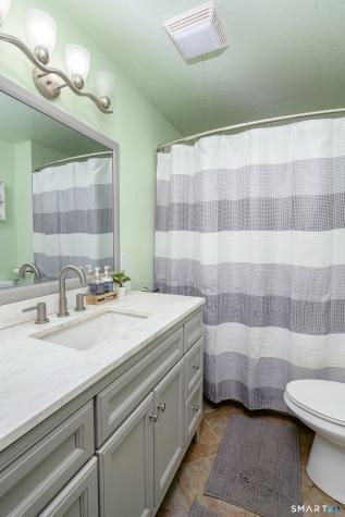 21 Duffy Road Pomfret CT 06259