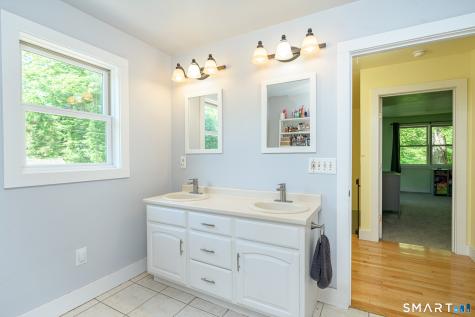 21 Duffy Road Pomfret CT 06259
