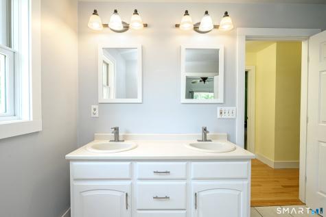 21 Duffy Road Pomfret CT 06259