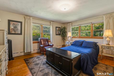 29 Glenview Drive Bristol CT 06010