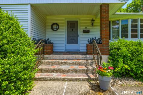29 Glenview Drive Bristol CT 06010