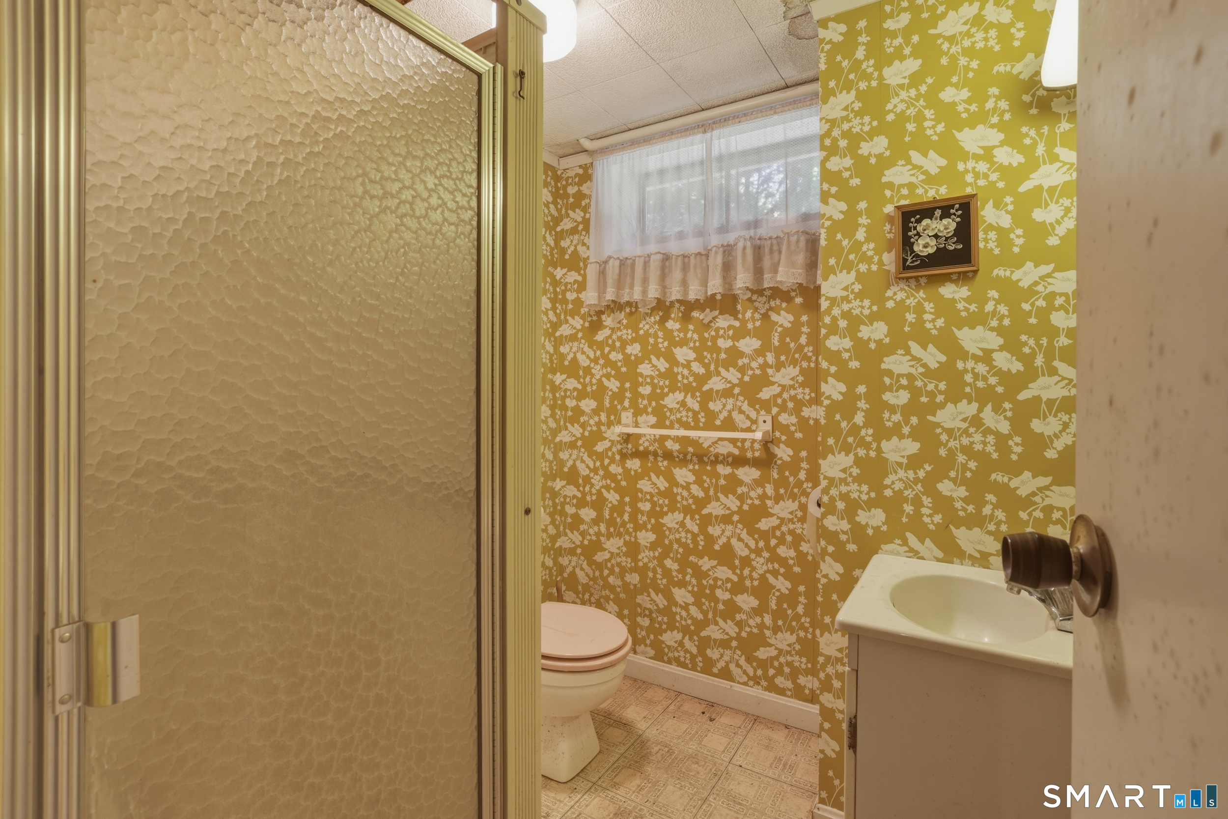 29 Glenview Drive Bristol CT 06010