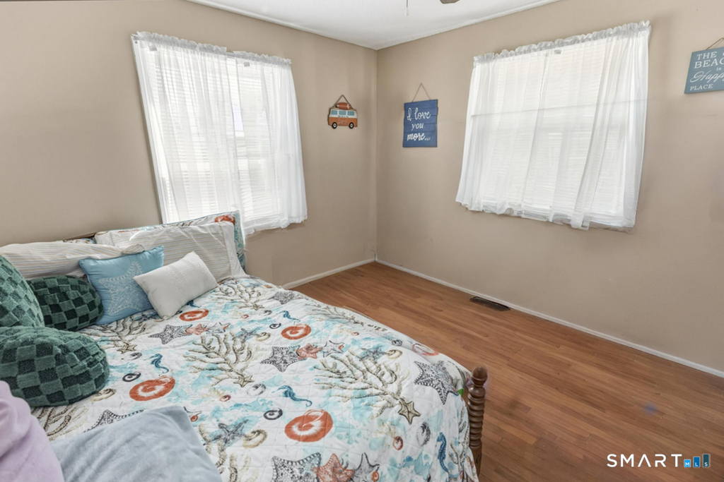 49 River Street Old Saybrook CT 06475