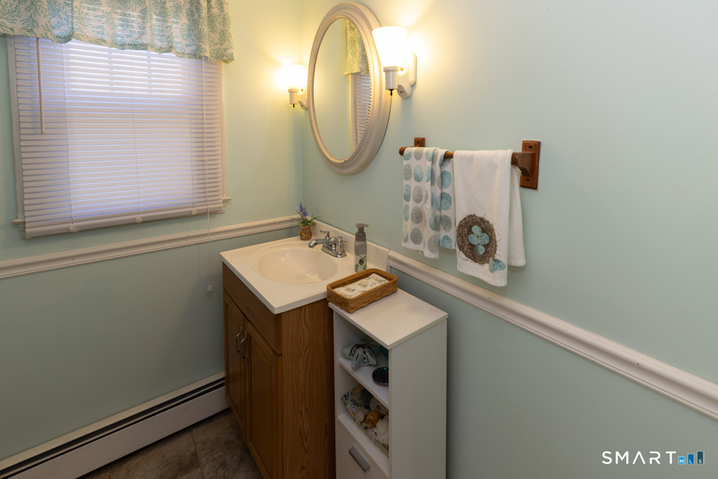 49 River Street Old Saybrook CT 06475