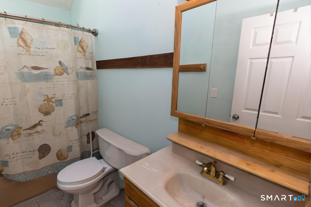 49 River Street Old Saybrook CT 06475