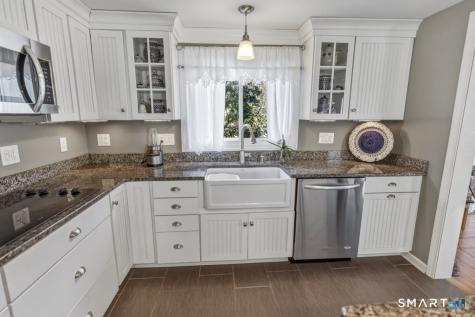 49 River Street Old Saybrook CT 06475