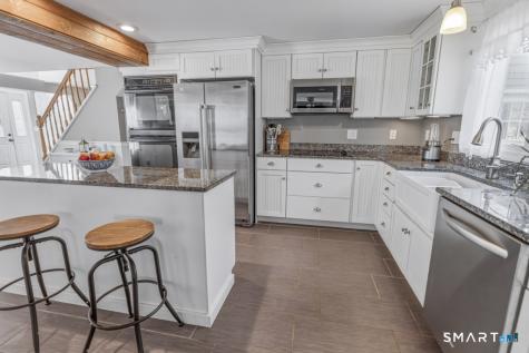 49 River Street Old Saybrook CT 06475