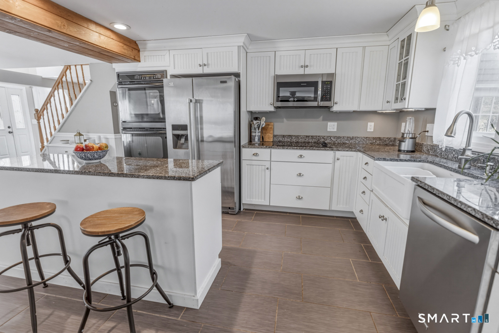 49 River Street Old Saybrook CT 06475