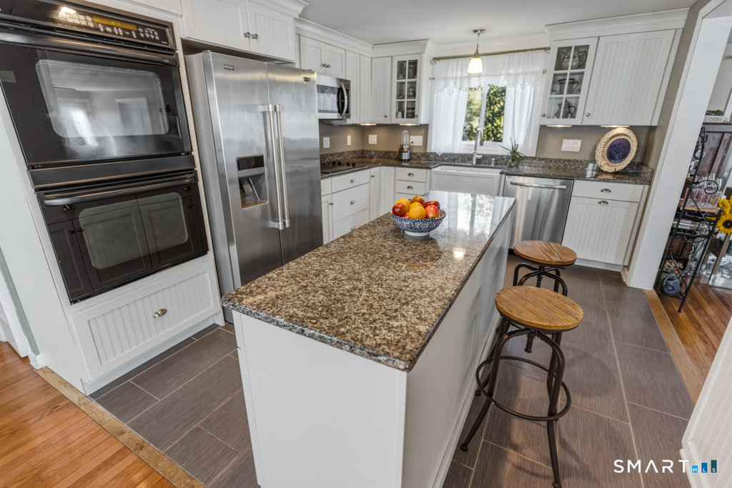 49 River Street Old Saybrook CT 06475