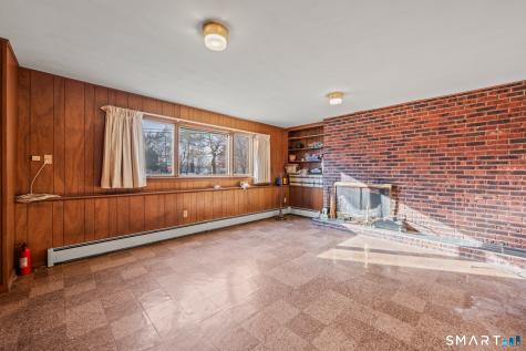 64 Manning Lane East Hartford CT 06118
