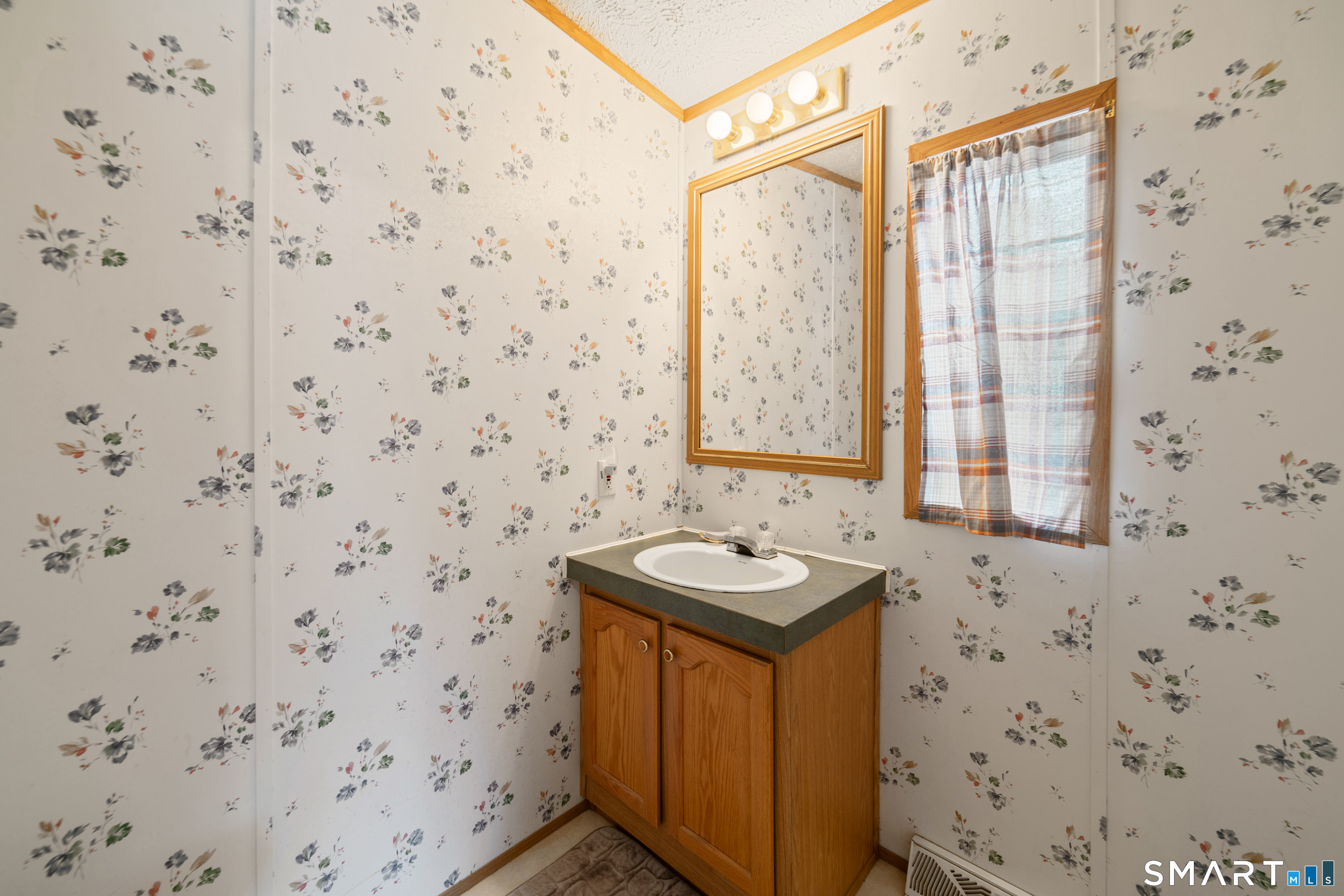 55 Mountainview Road East Hampton CT 06424