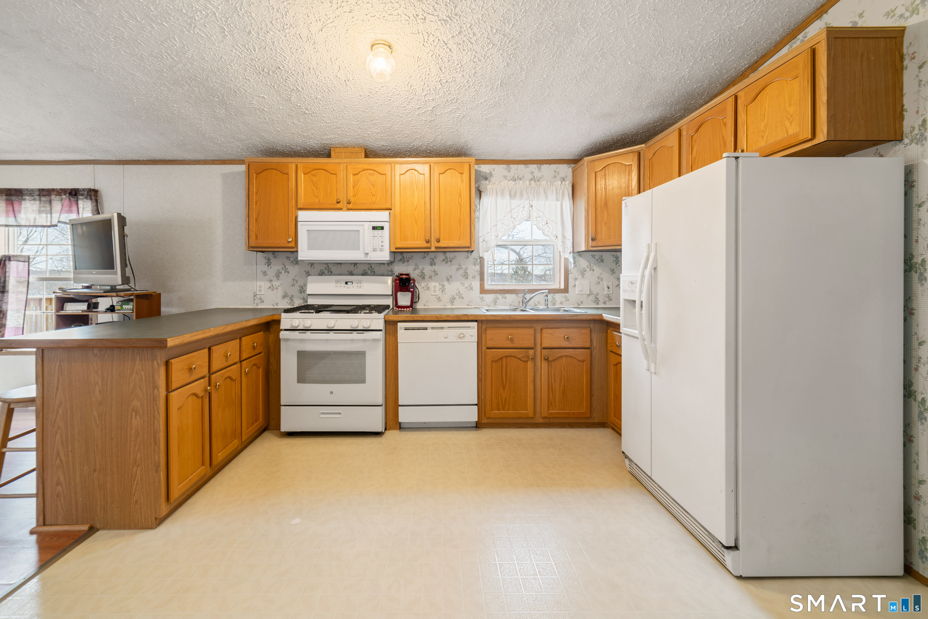 55 Mountainview Road East Hampton CT 06424