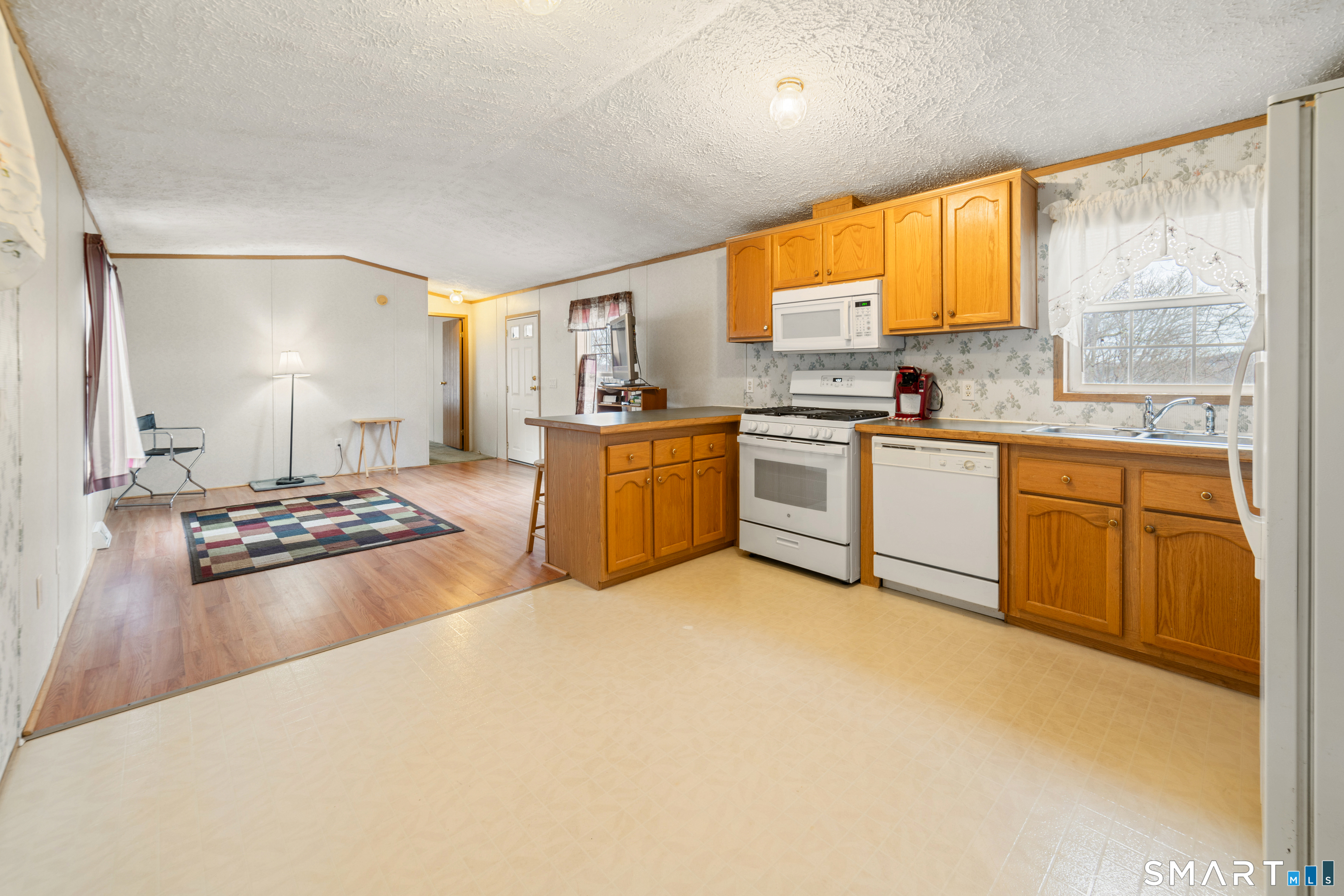 55 Mountainview Road East Hampton CT 06424