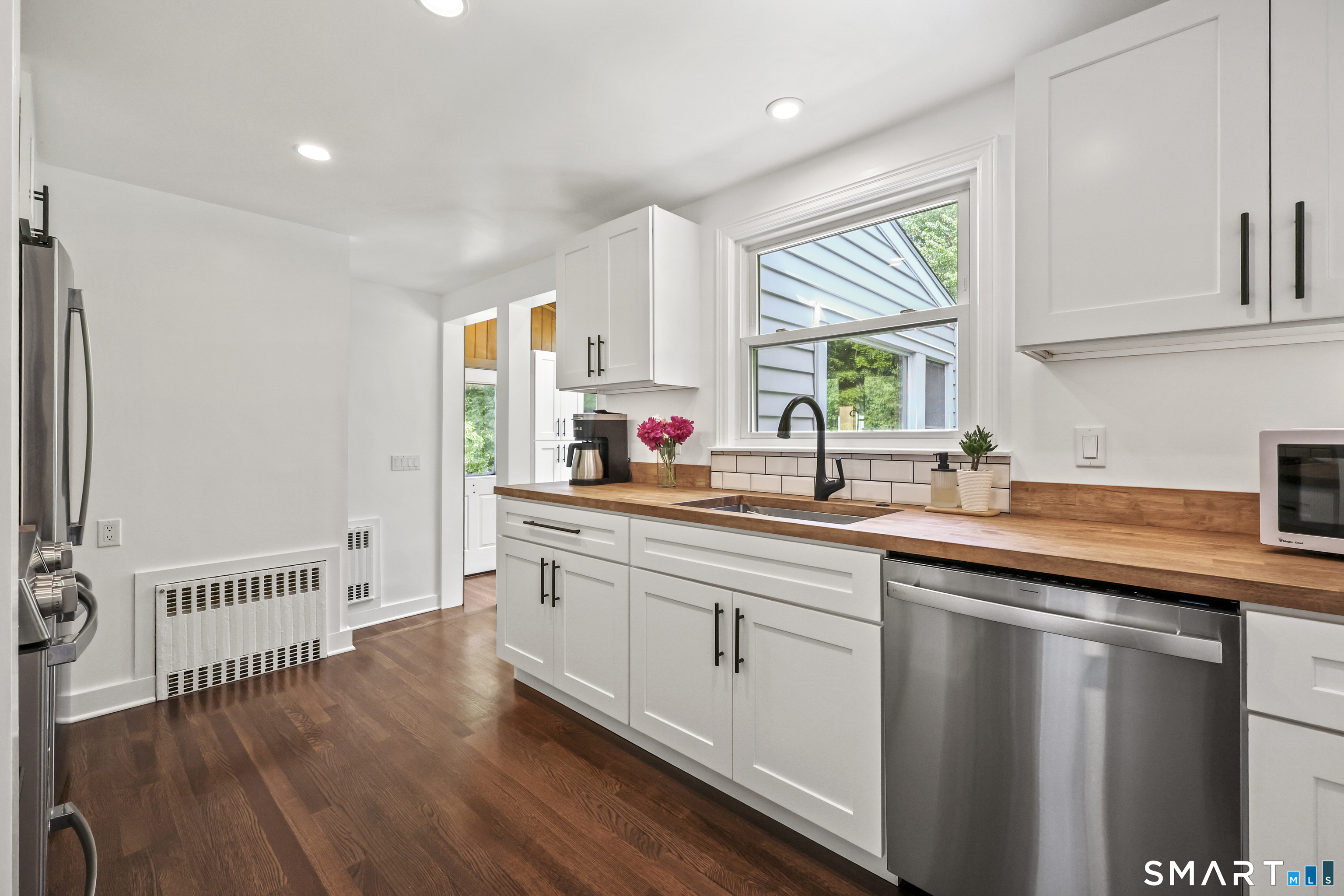 380 Lovely Street Avon CT 06001