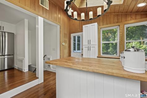 380 Lovely Street Avon CT 06001