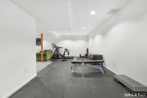 62 Hastings Lane Stamford CT 06905