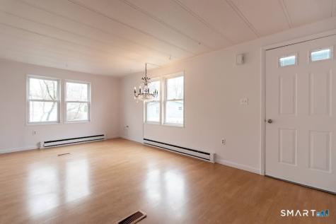 40 Matthews Street Bristol CT 06010