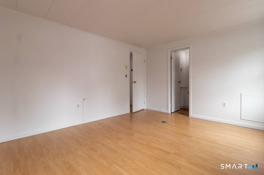 40 Matthews Street Bristol CT 06010