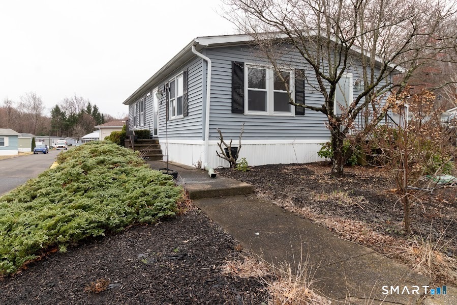 40 Matthews Street Bristol CT 06010