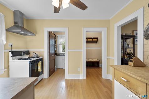 65 Glenwood Avenue Stratford CT 06614