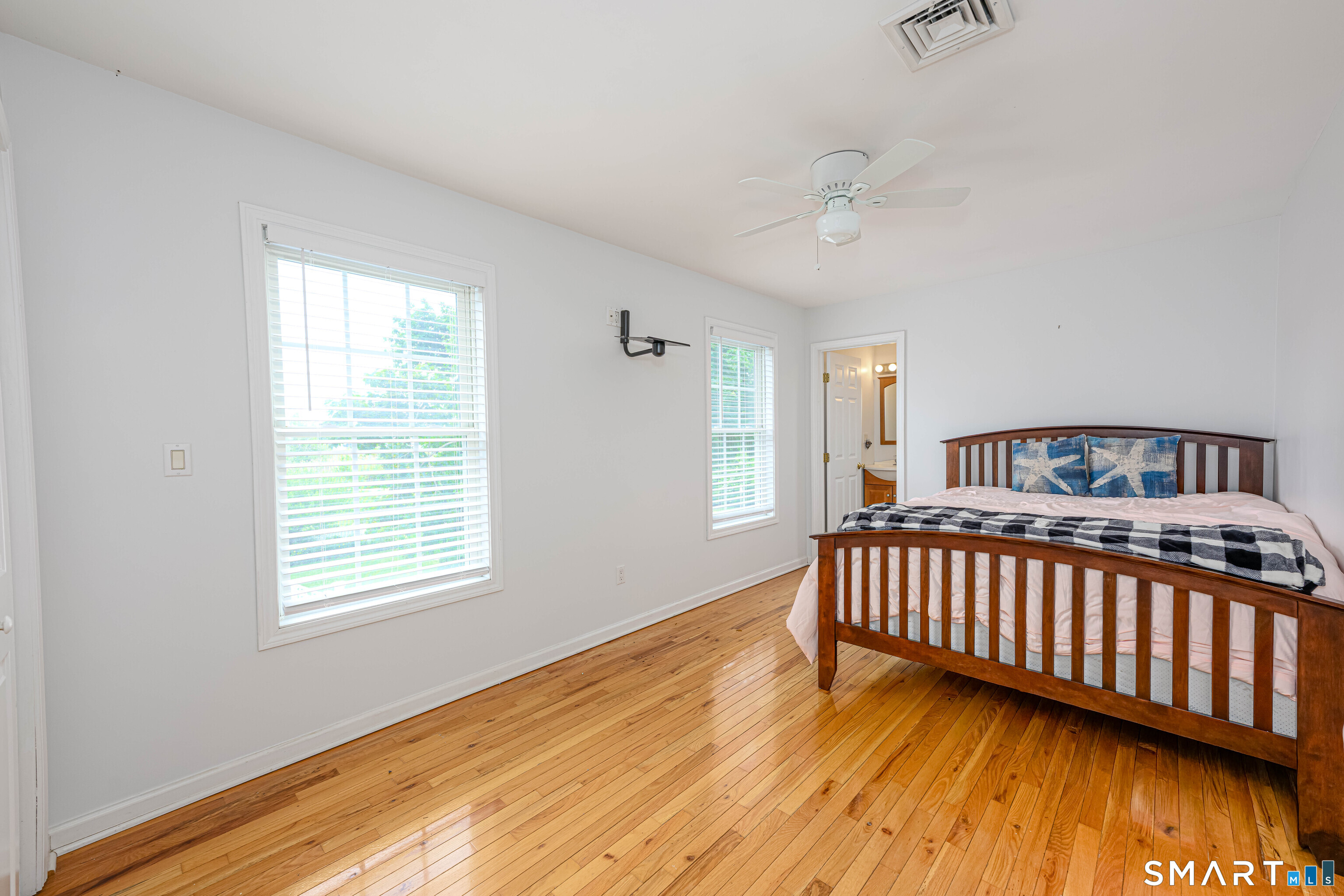 58 Minor Road East Haven CT 06512