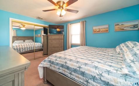 3 Blue Bird Road Middletown CT 06457