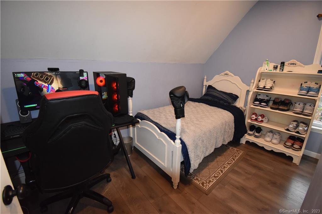 103 Grand Street Middletown CT 06457