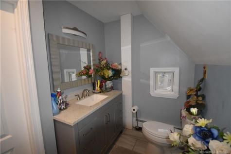 103 Grand Street Middletown CT 06457