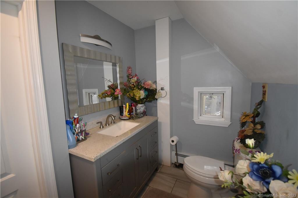 103 Grand Street Middletown CT 06457
