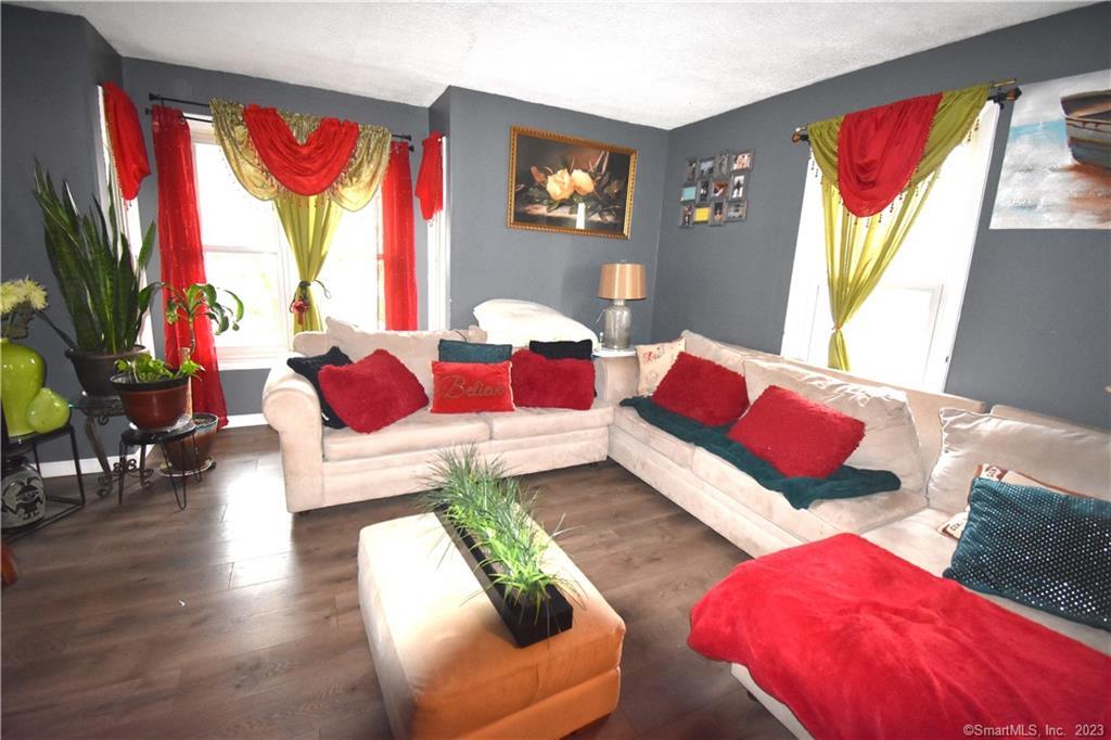 103 Grand Street Middletown CT 06457