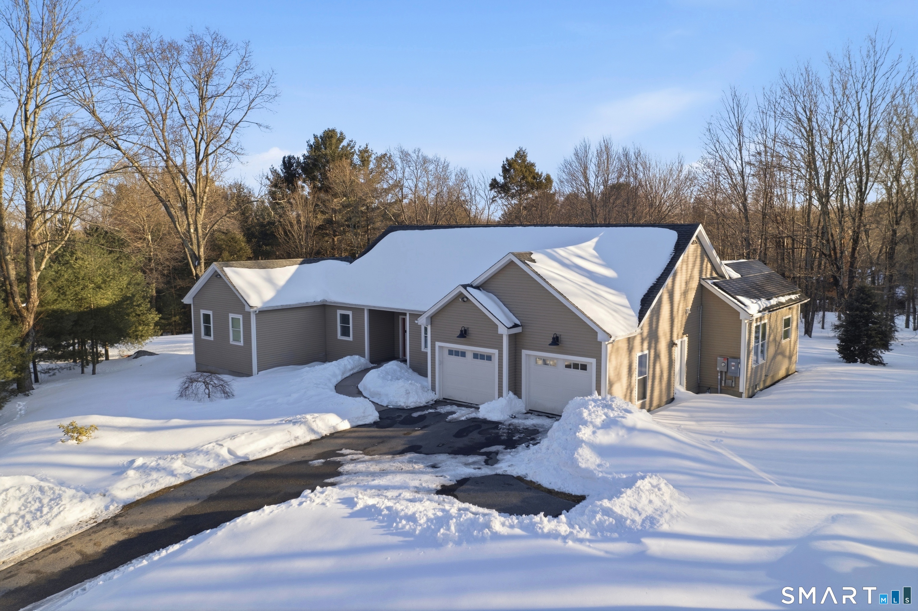166 East Cotton Hill Road New Hartford CT 06057