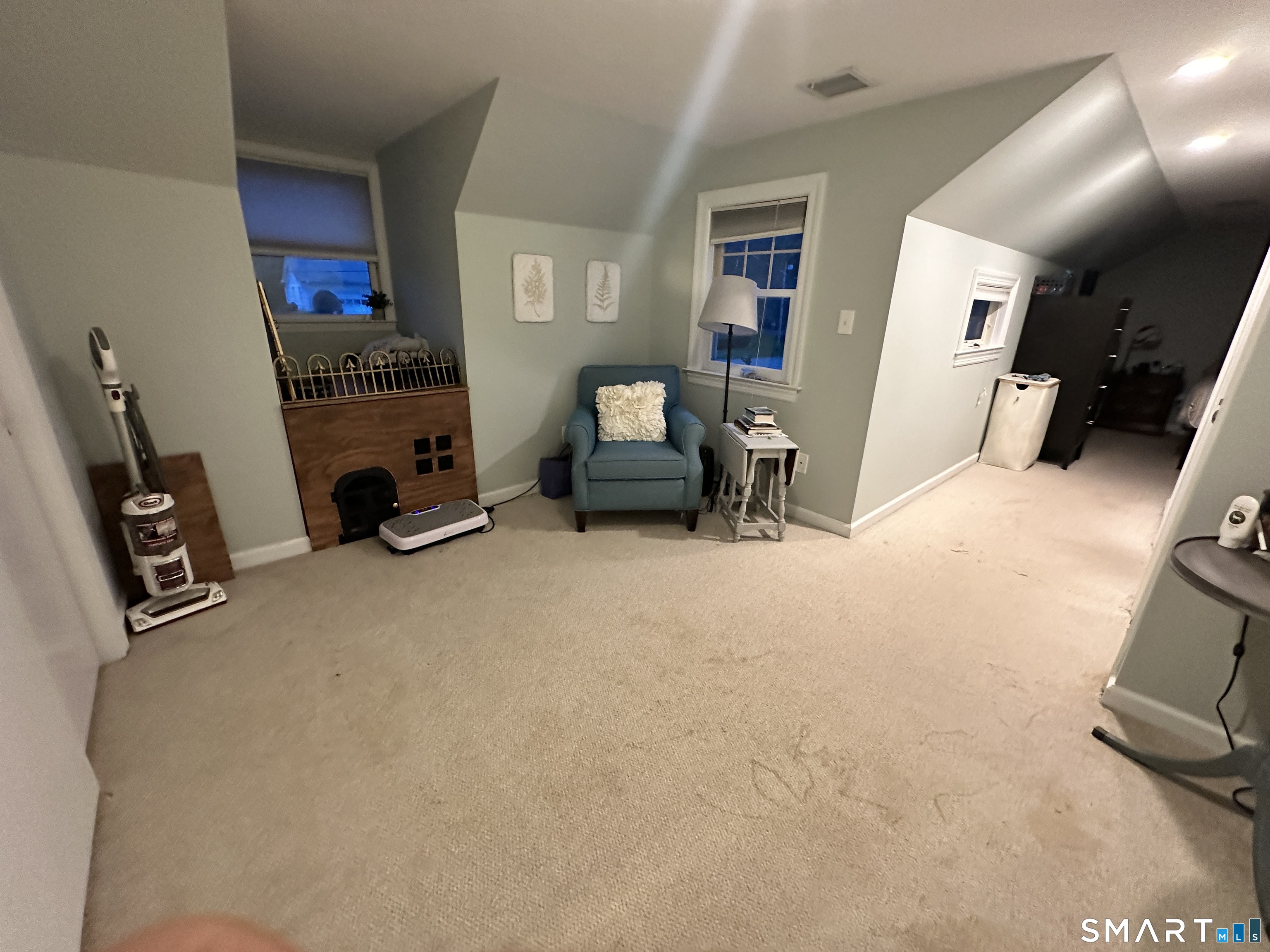 32 Hilltop Terrace North Haven CT 06473