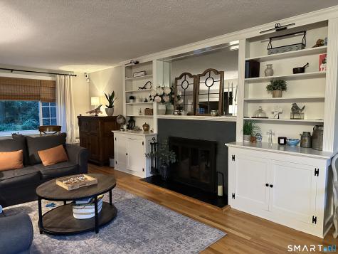 32 Hilltop Terrace North Haven CT 06473