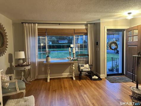 32 Hilltop Terrace North Haven CT 06473