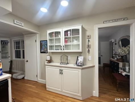 32 Hilltop Terrace North Haven CT 06473