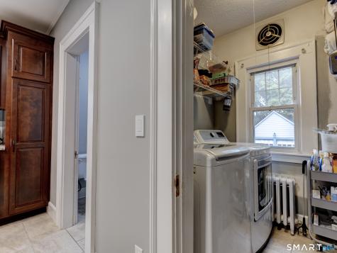 11 Dix Road Wethersfield CT 06109