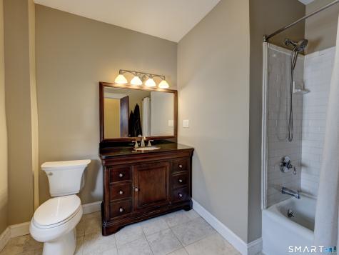 11 Dix Road Wethersfield CT 06109