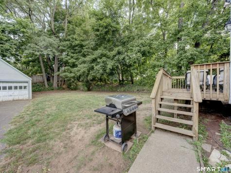 11 Dix Road Wethersfield CT 06109