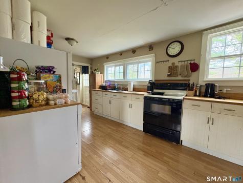 279 River Road Putnam CT 06260