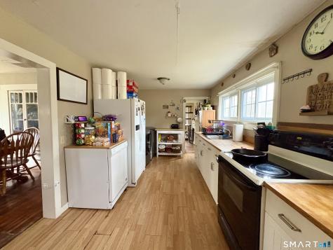 279 River Road Putnam CT 06260