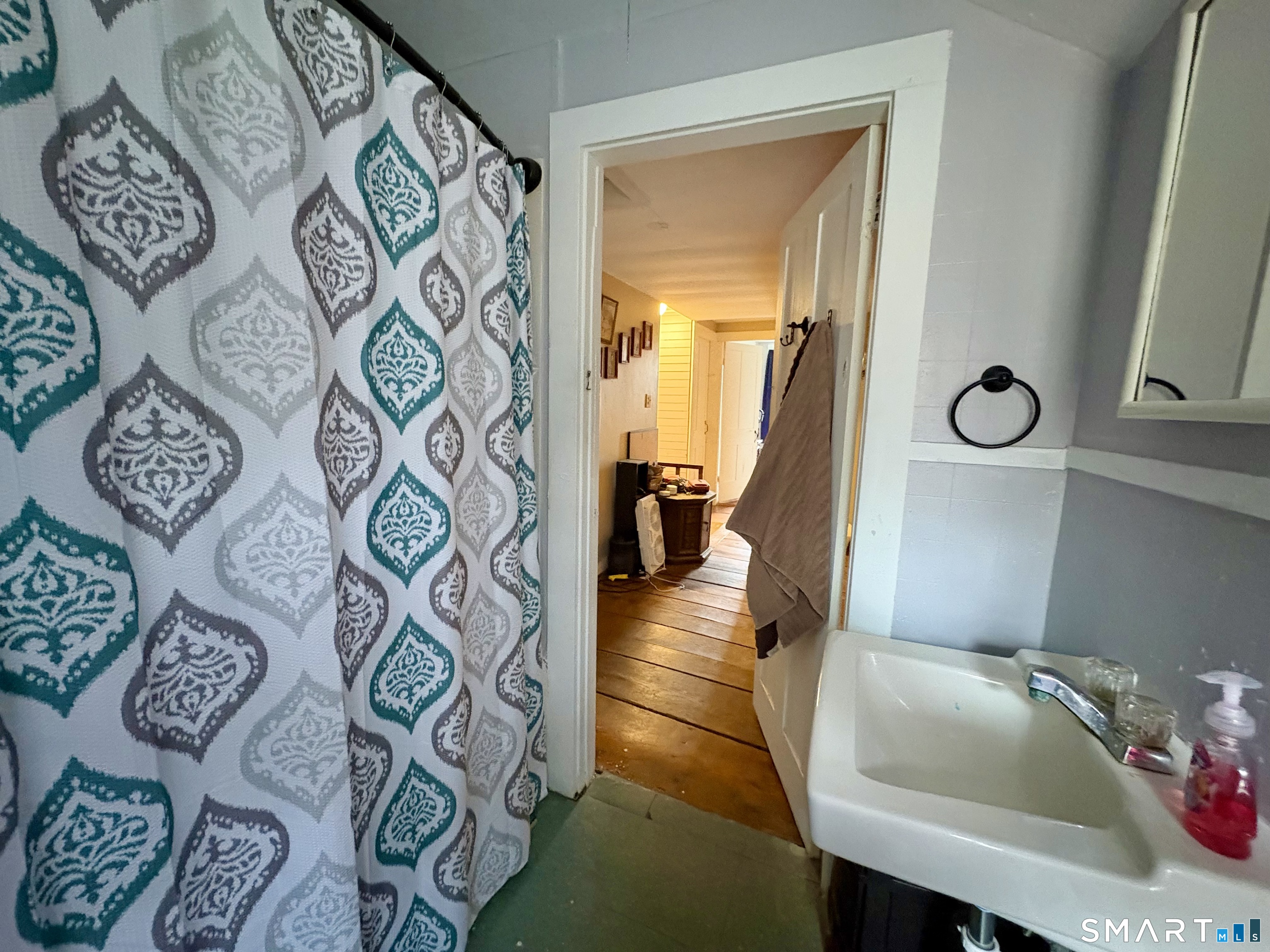 279 River Road Putnam CT 06260