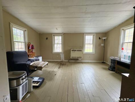 279 River Road Putnam CT 06260