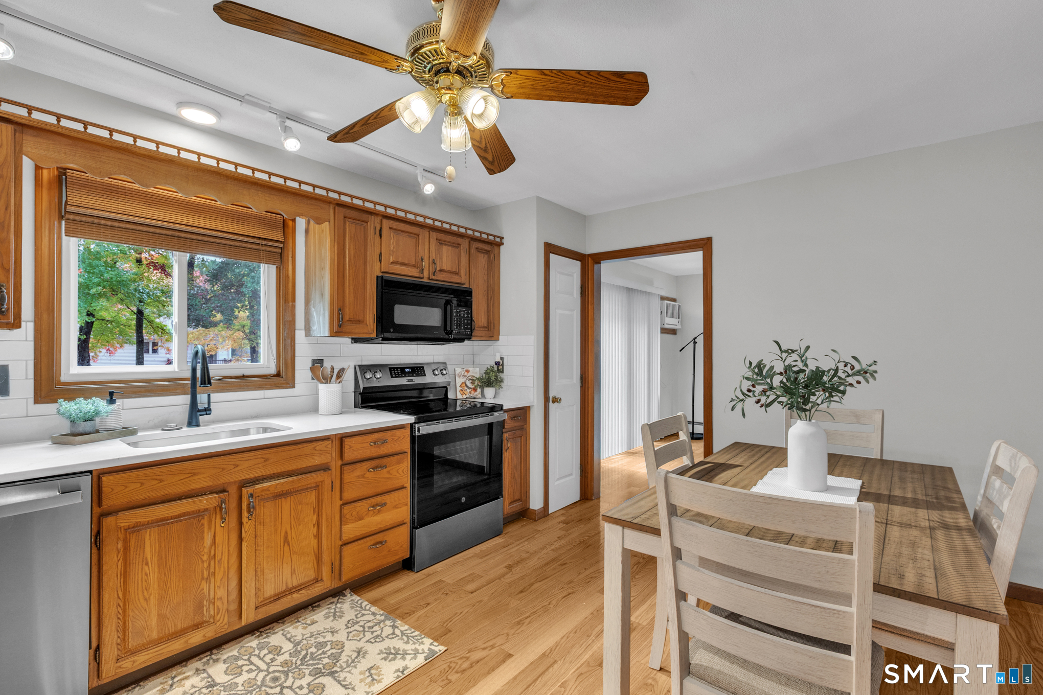 14 Eleanor Road Enfield CT 06082