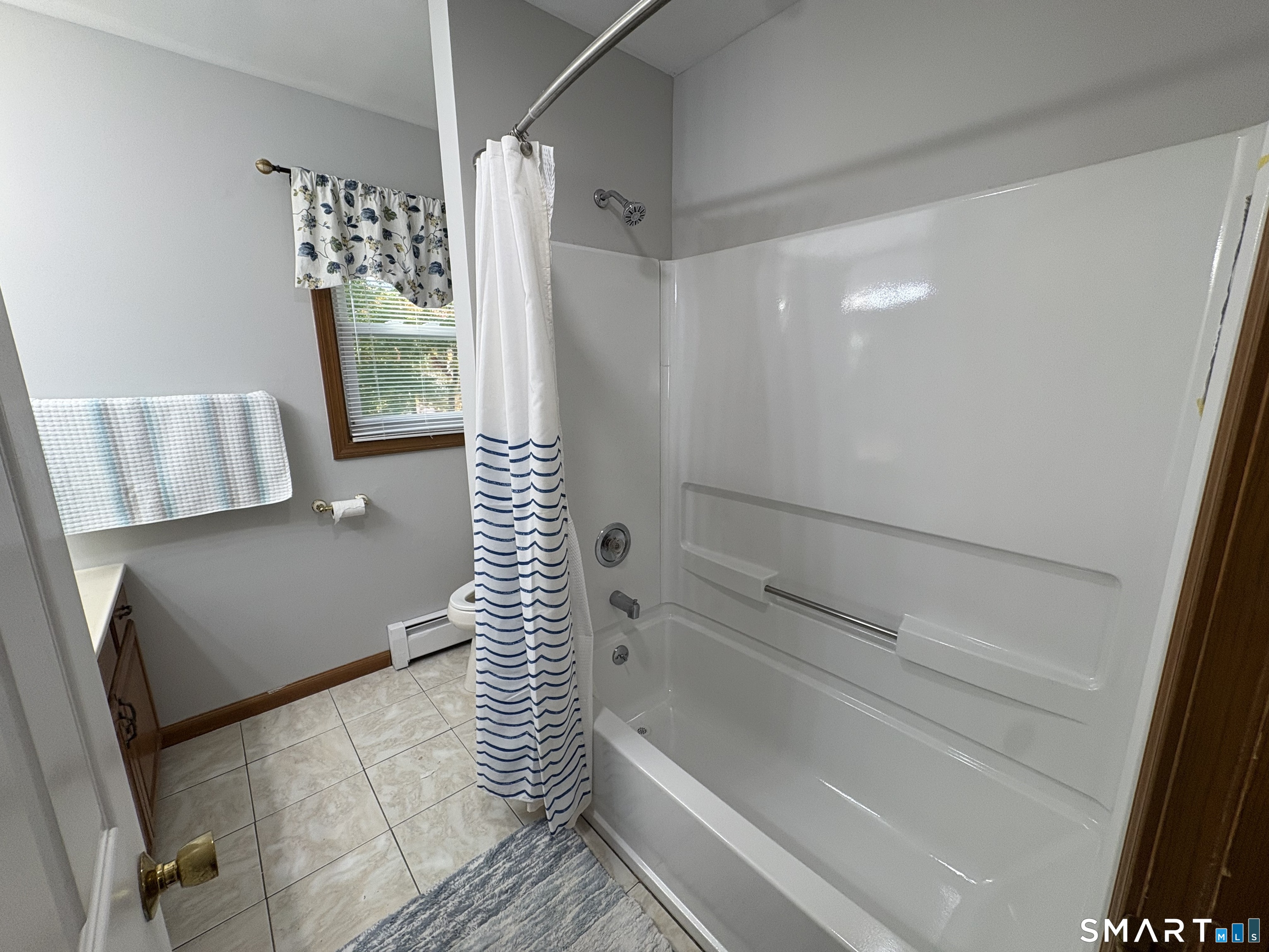 14 Eleanor Road Enfield CT 06082