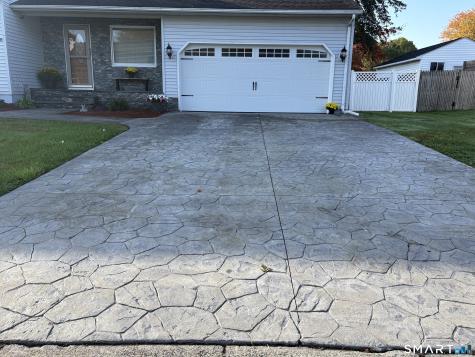 14 Eleanor Road Enfield CT 06082