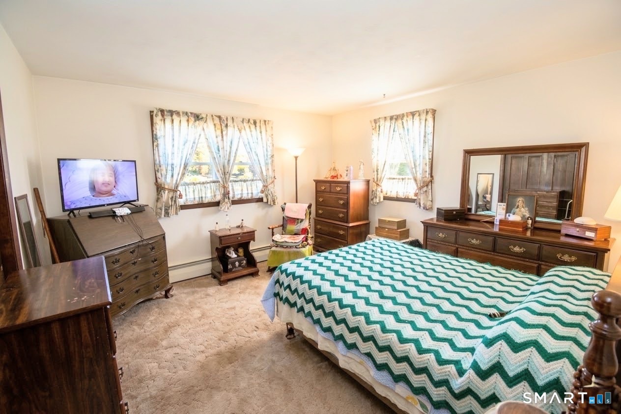 26 Washburn Drive Plainville CT 06062