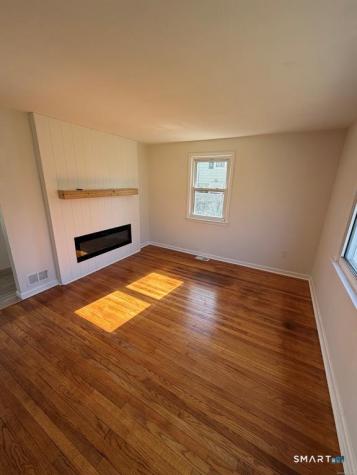 83 Tower Street Milford CT 06460